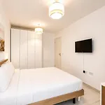 The Flow - J1 Apartment *