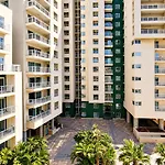 The Flow - J1 Apartment *