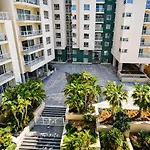 The Flow - J1 Apartment *