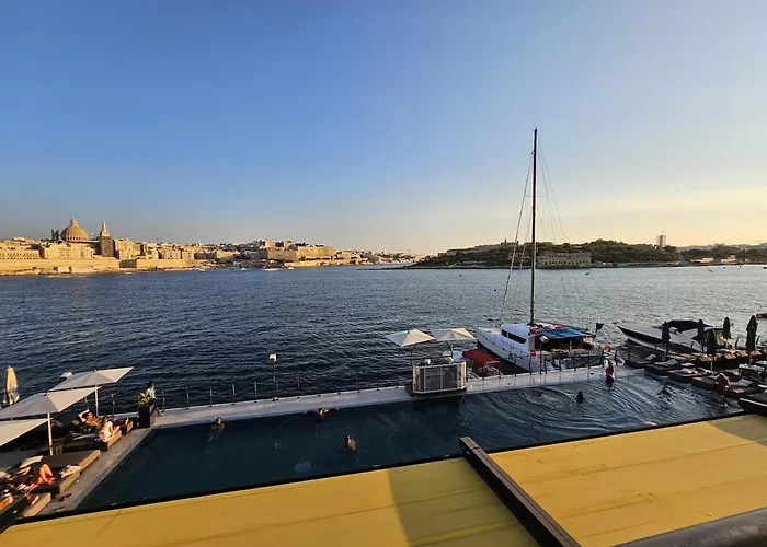 The Flow - J1 * Gzira